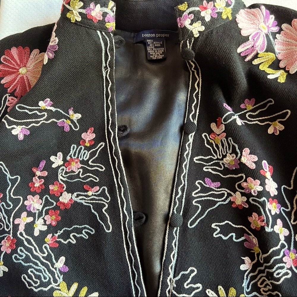 BOSTON PROPER Crewel Embroidered Blazer/Jacket - Picture 10 of 12